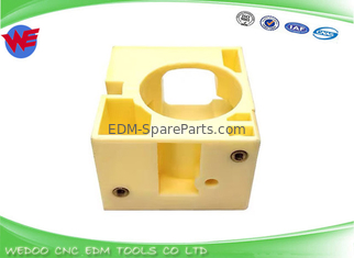 X196C270G53 वायर प्रोसेसर आवास Edm पार्ट्स मित्सुबिशी
