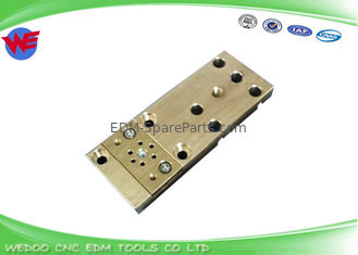 DCH9400 EDM पार्ट्स X055C630G54 लोअर डाई होल्डर Mitsubishi DBG4900 X262D527H01
