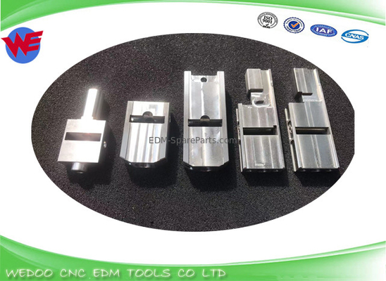 3087882 3082521 ALN AQ AQ400 स्लाइड ब्लॉक फॉर अपर डाई ब्लॉक Sodick EDM ब्रैकेट
