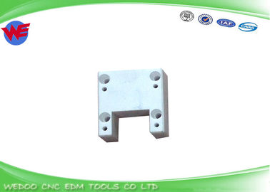 X056C314H01 EDM पार्ट्स मित्सुबिशी लोअर सिरेमिक आइसोलेटर प्लेट 78*70*30 मिमी M306