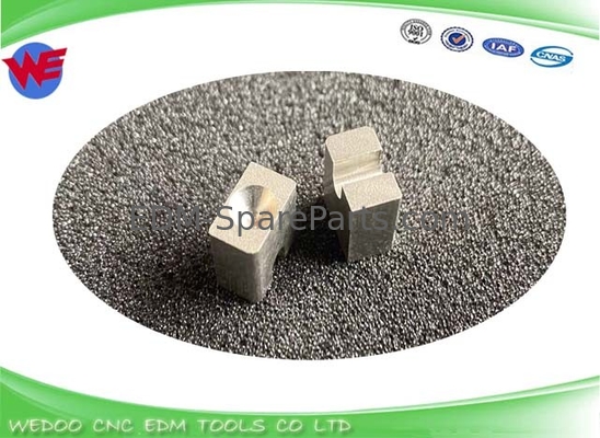 A290-8120-Z782 इलेक्ट्रोड धारक Fanuc EDM स्पेयर पार्ट्स 10*10*6 मिमी