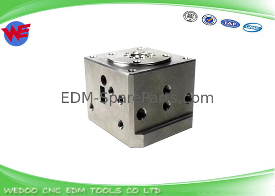 AQ400 AQ600 गाइड होल्डर ब्लॉक Sodick EDM पार्ट्स डाई ब्लॉक एल ऊपरी स्थिति