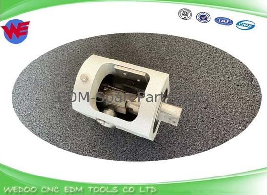 DES91A S684D887P67 S684D886P98 कटर यूनिट MV M501A मित्सुबिशी EDM 62.5*48*40mm