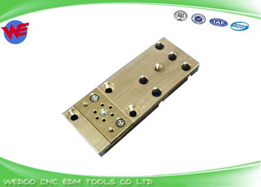 DCH9400 EDM पार्ट्स X055C630G54 लोअर डाई होल्डर Mitsubishi DBG4900 X262D527H01
