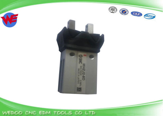 Fanuc सिलेंडर ग्रिपर पूरा A290-8112-V607/STD MHZJ2-6D PNEUMATIC CYLINDE