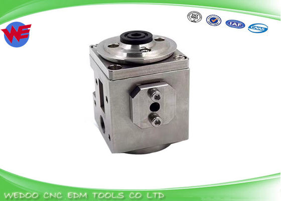 AQ300L AQ400 AQ360 AQ550 AQ570 Sodick COVERT AB GUIDE TO GUIDE HOLDER (नई शैली)